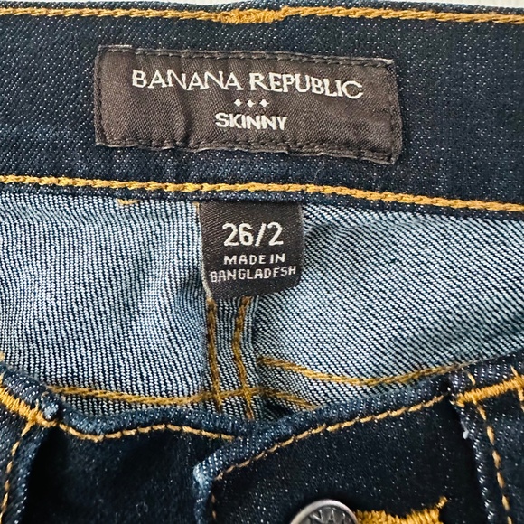 Banana Republic Skinny Jeans – Size 2 - Picture 3 of 7